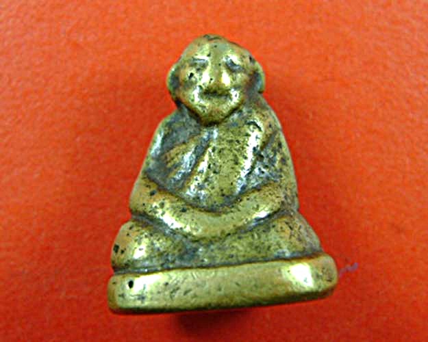 ขอสอบถามหลวงพ่อเขียนครับ