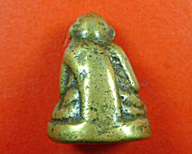 ขอสอบถามหลวงพ่อเขียนครับ