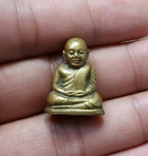 สอบถามหลวงพ่อเงินครับ