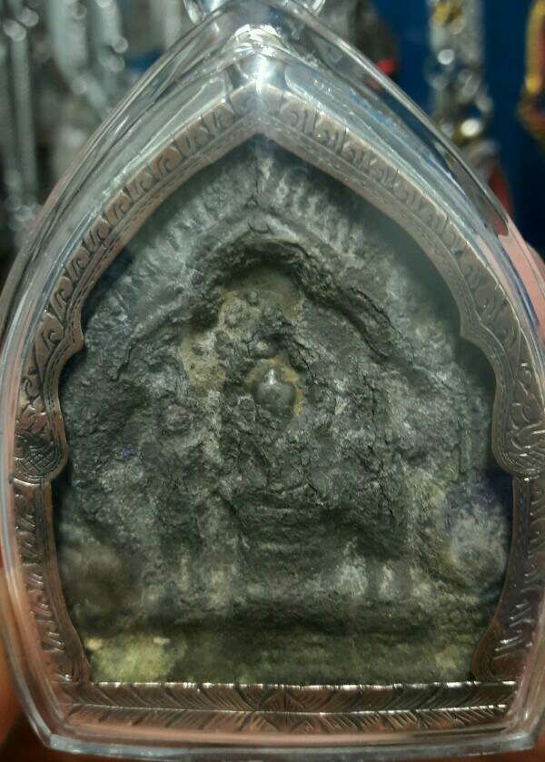 พระเนื้อชินปางยืนค่ะ