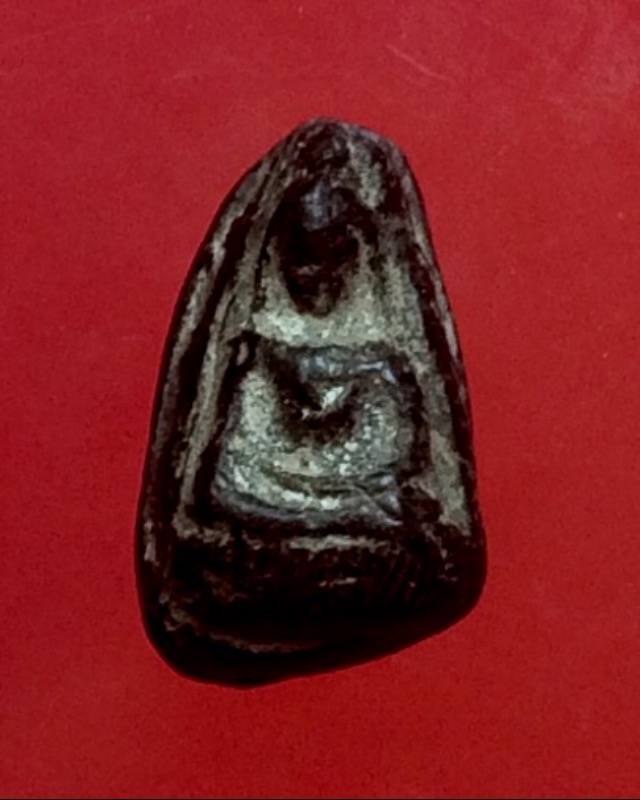 ผู้รู้ช่วยหน่อยครับ เม็ดน้อยหน่า