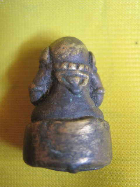 ช่วยดูพระปิดตาให้หน่อยครับไม่รู้วัดไหนรุ่นอะไร ขอบคุณครับ