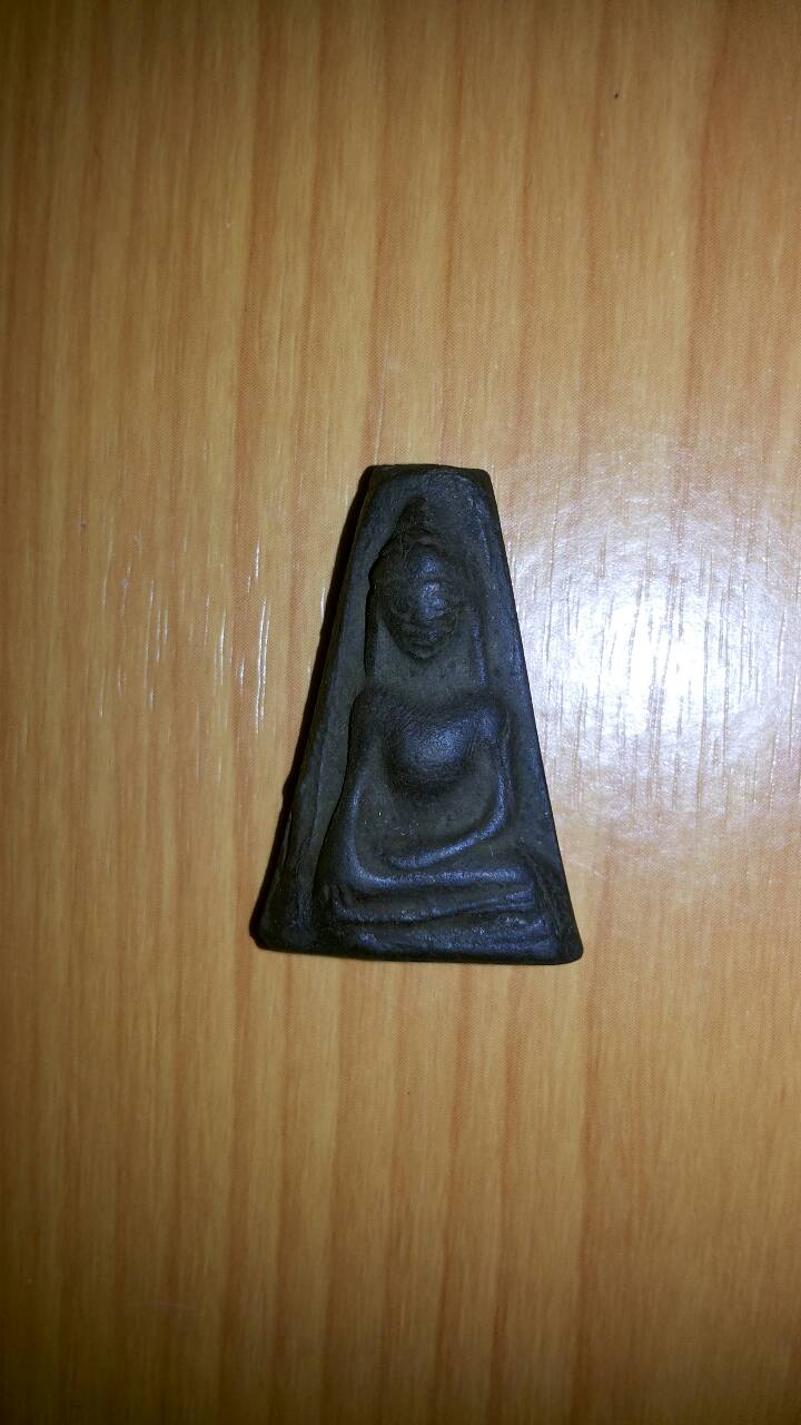 พระผงองนี้แท้ไมครับแล้วที่ไหนครับ