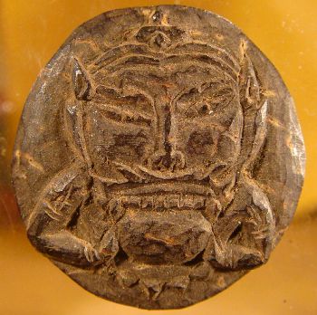 ช่วยดูกะลาแกะให้ทีครับว่าเป็นที่วัดไหนครับ