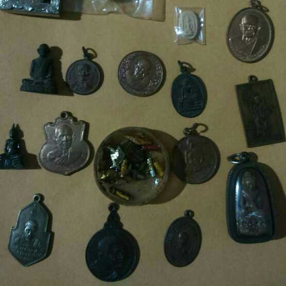 เปิดเหมาครับ22องค์ 2,000บาท คุ้มแน่นอนครับ