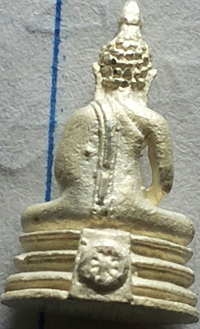 หลวงพ่อโสธรจิ๋วครับสอบถามผู้รู้น่อยครับ