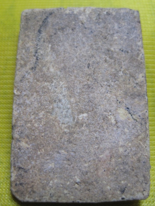 รุ่นไหนวัดอะไรแท้รึไม่ครับขอบคุรครับ