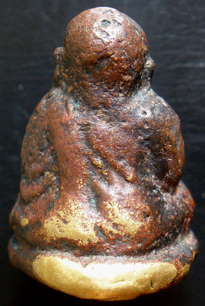 หลวงพ่อเงินพิมพ์ขี้ตาครับ