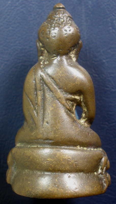 พระกริ่งสวยแต่ไม่ทราบที่ครับ