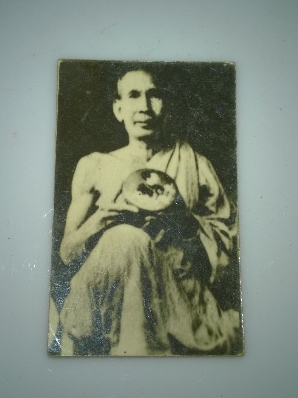 รูปถ่าย ลพ โอภาสี ลพ กบ และอื่นๆครับ