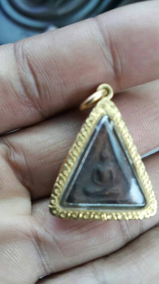 รบกวนผู้รู้ครับ