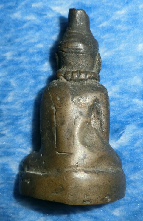 รบกวนสอบถามผู้รู้ครับ รูปหล่อพระฤษี