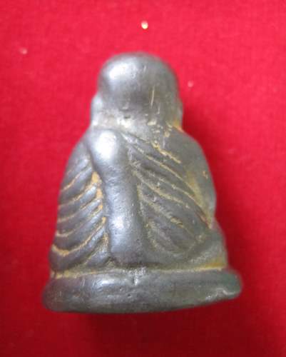 หลวงพ่อเงินไม่ทราบปี ครับ แนะนำด้วยนะครับ