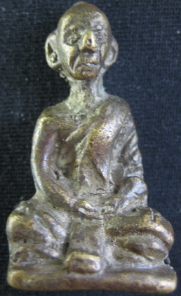 รูปหล่อโบราณเก่าครับ