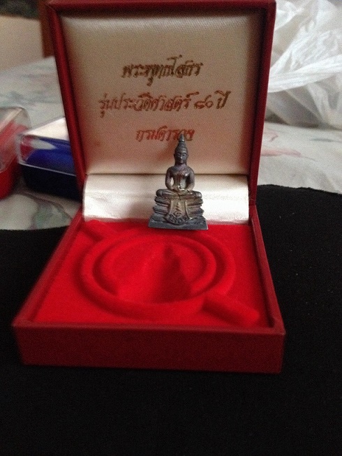 หลวงพ่อโสธร รุ่นประวัติศาสตร์ 80 ปี กรมตำรวจ เนื้อสามกษัตริย์