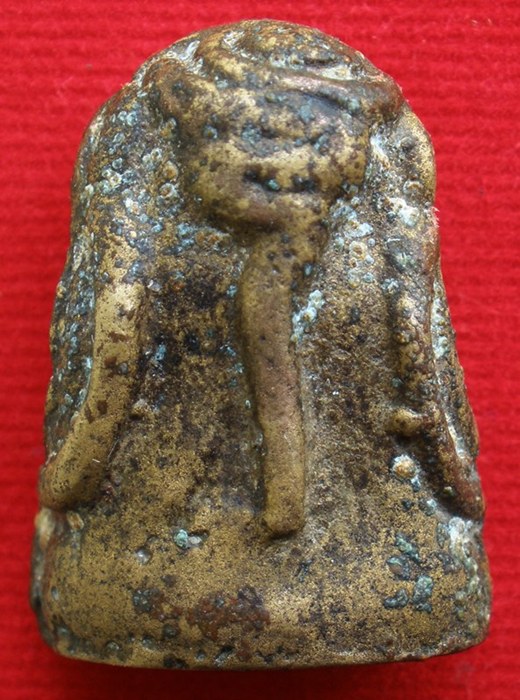 ปิดตาหลวงพ่ออะไรครับ