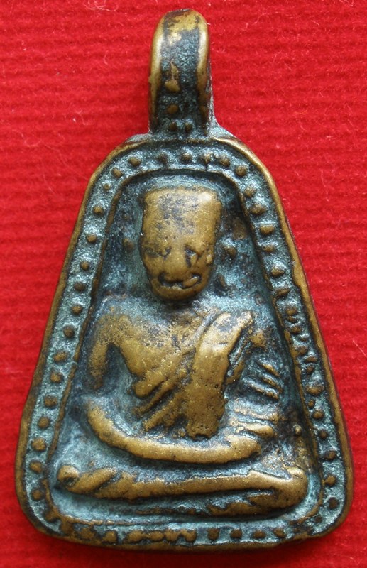 จอบใหญ่หลวงพ่อเงินครับ