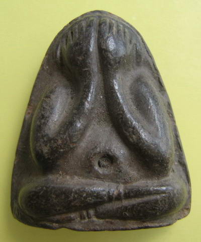 รบกวนดูพระปิดตา