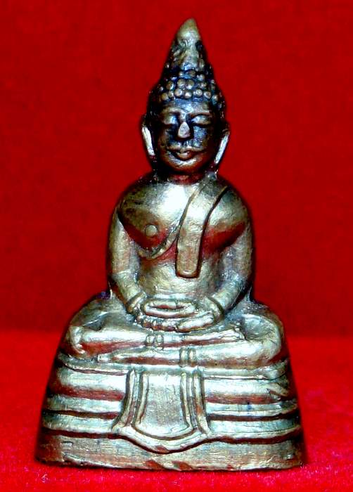 รบกวนช่วยพิจารณา ลพ.โสธรปี 2500 ด้วยค่ะ