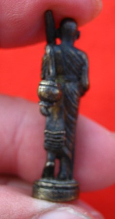 พระสิวลี ตอกยันต์ตรงย่าม แท้ใหมครับ แล้วเป็นของวัดใดครับ ขอคำตอบแบบฟันธงนะครับ