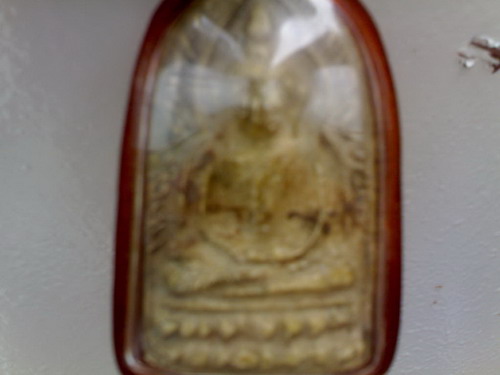 พระเครื่องในภาพดูดีไหมครับ (ราคาเช่าเท่าไหร่) ขอบคุณล่วงหน้าครับ