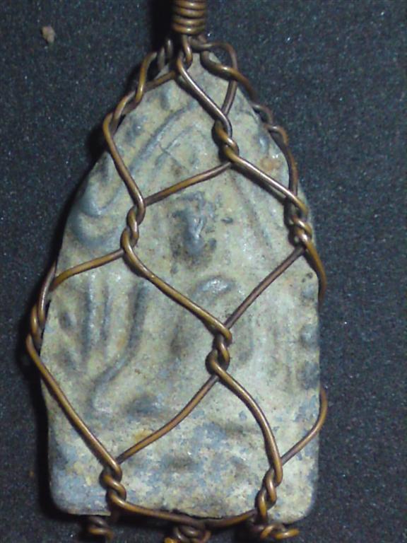 ขุนแผน ครับใครพอชี้แนะได้บ้างครับ 