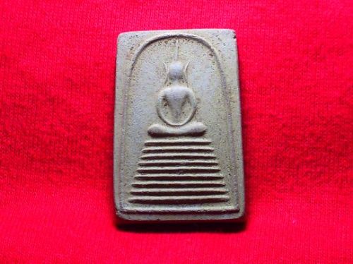 สมเด็จหลังยันต์