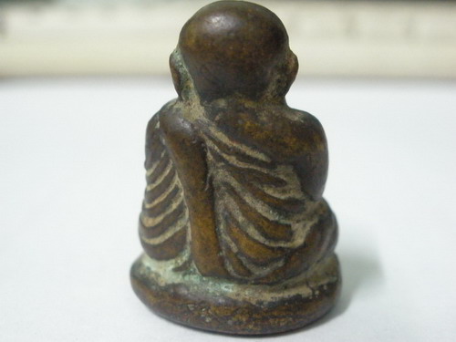 ช่วยดูหลวงพ่อเงินองค์นี้ทีนะครับ