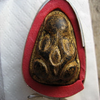 พระปิดตา เมืองชล