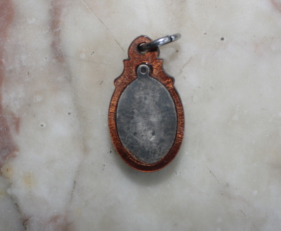 ช่วยดูเม็ดแตงหลวงพ่อเงินทีครับ