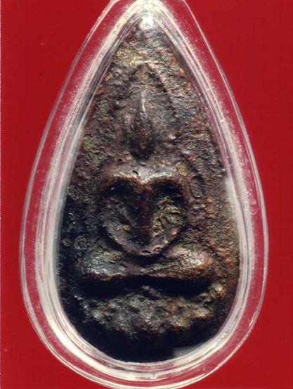 ถ่ายรูปมาใหม่ชัดสุดแล้ว ท่านใดทราบข้อมูลพระพิมพ์นี้บาง 