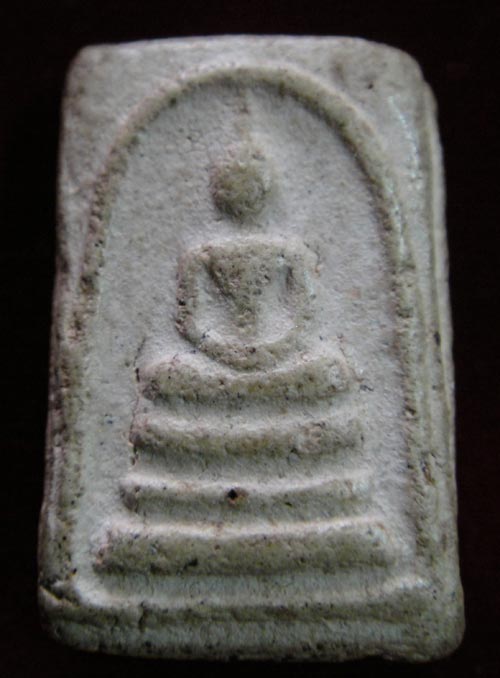 รบกวนพระสมเด็จองค์เล็กๆด้วยนะครับ