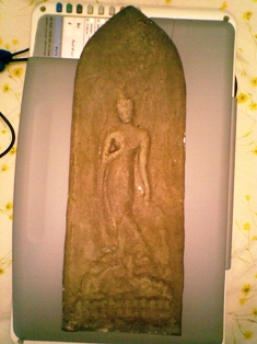 รบกวนผู้รู้ดูพระให้ด้วยค่ะ