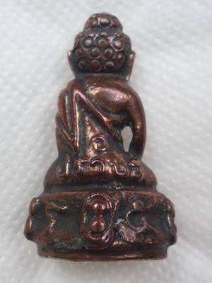 รบกวนพี่ๆ ช่วยดูพระกริ่งปวเรศ ให้ด้วยครับว่าแท้หรือไม่ครับ