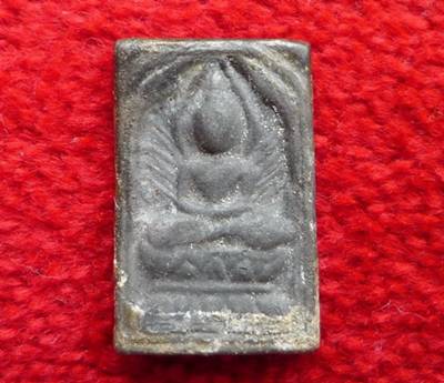 หลวงปู่ศุข พิมพ์ประภามณฑล เนื้อตะกั่ว องค์นี้แท้หรือไม่ครับ