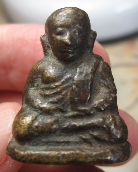 รูปหล่อหลวงพ่อเงิน รุ่นปืนแตก