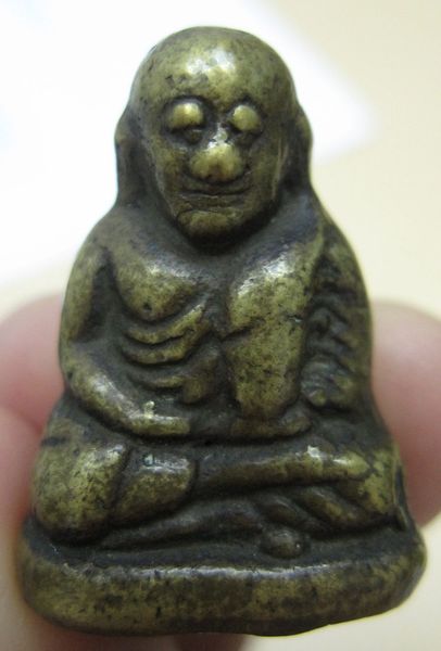 รูปหล่อหลวงพ่อเงิน 