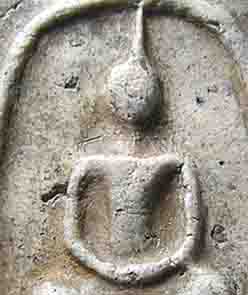 พระสมเด็จไม่ทราบวัดอะไรแต่ดูเก่ามากราคาเท่าไรครับ