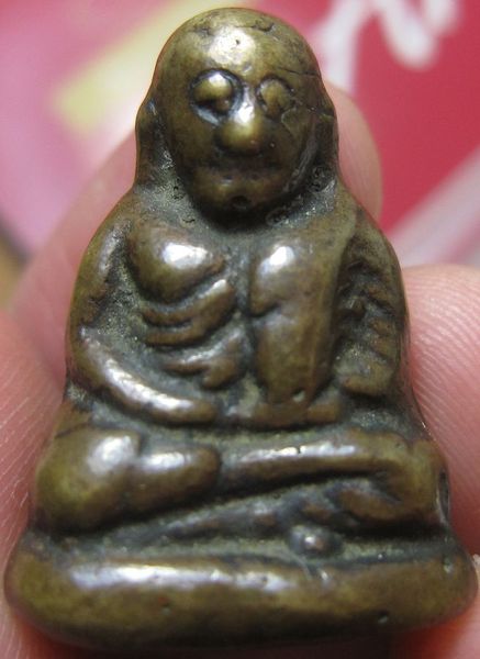 รูปหล่อหลวงพ่อเงิน อีกองค์