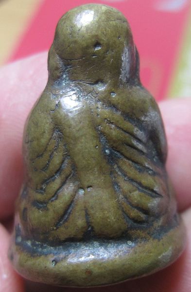 รูปหล่อหลวงพ่อเงิน อีกองค์