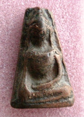 พระผงสุพรรณ หลวงปู่ดี 