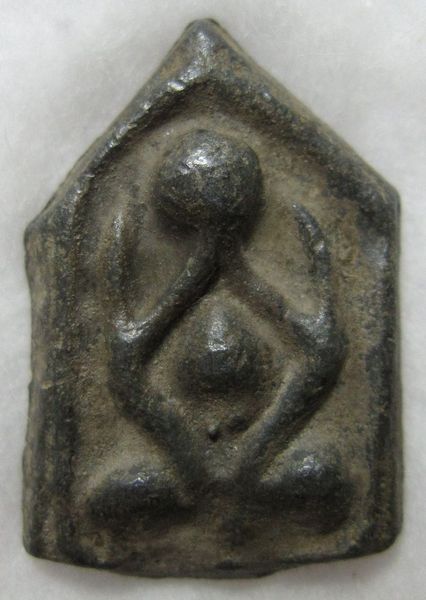 พระปิดตาห้าเหลี่ยม หลวงปู่ศุข