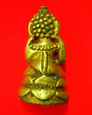 พระกริ่งอีกองค์ครับ