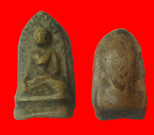 พระรอด และ พระผงสุพรรณ