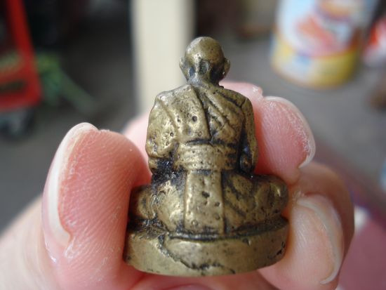 หลวงพ่อน้อย วัดธรรมศาลา รุ่นไหนครับ