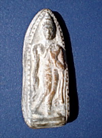 รบกวนท่านผู้รู้ครับ