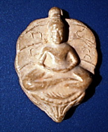 รบกวนสายหลวงพ่อลีครับ