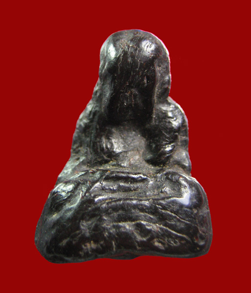 พระปิดตาลอยองค์