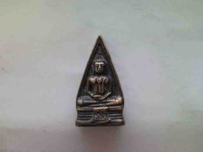 ช่วยดูให้หน่อยหลวงพ่อโสธร