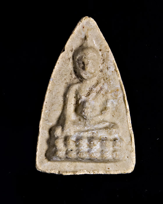 พระพุทโธกลาง ยันต์ นะ อรหัง วัดอาวุธวิกสิตาราม